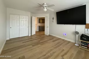 9175 N Sugar foot Dr, Tucson, AZ 85743 - Photo 38