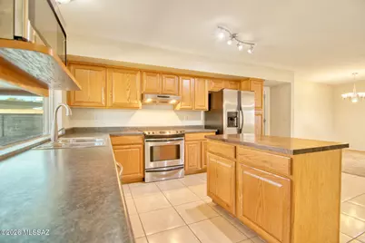9022 E Rosewood Street, Tucson, AZ 85710 - Photo 8