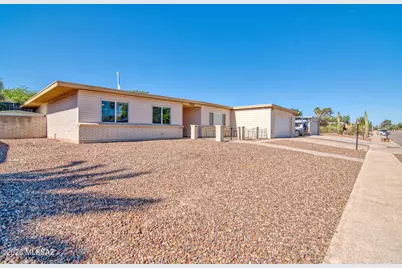 9022 E Rosewood Street, Tucson, AZ 85710 - Photo 2