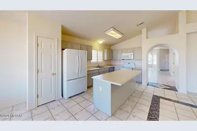 9557 Blue Ridge Mountain Street, Tucson, AZ 85748 - Photo 4
