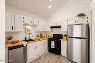 5666 S Cedar Springs Pl, Tucson, AZ 85706 - Photo 8