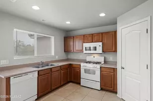 475 W Calle La Bolita, Sahuarita, AZ 85629 - Photo 6