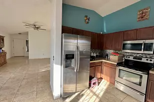 1679 W Sauvignon Dr, Tucson, AZ 85746 - Photo 4