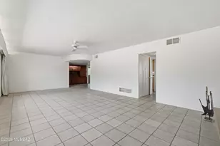 2235 E Camino el Ganado, Tucson, AZ 85718 - Photo 4