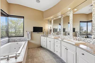 12772 N Sorrel Stallion Place, Marana, AZ 85658 - Photo 36