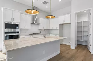 61987 E Skyview Way, Oracle, AZ 85623 - Photo 2