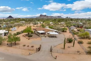6860 N Taylor Ln, Tucson, AZ 85743 - Photo 2