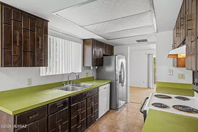 7311 E 32nd Street, Tucson, AZ 85710 - Photo 8