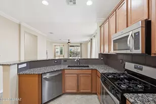 1038 W Pastora Peak Dr, Green Valley, AZ 85614 - Photo 20