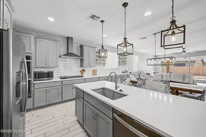 12581 N Appling Avenue, Marana, AZ 85653 - Photo 8