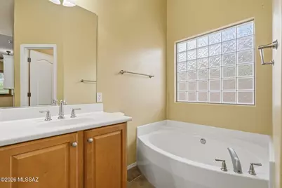 15044 N Rugged Lark Drive, Tucson, AZ 85739 - Photo 36