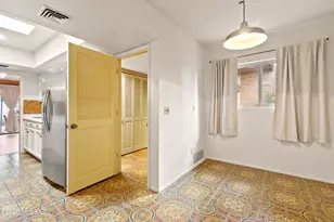 10136 N Valle Del Oro Dr, Tucson, AZ 85737 - Photo 16