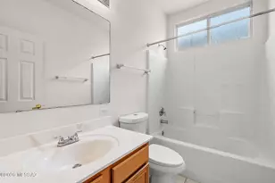 84 N Desert Stream Dr, Tucson, AZ 85745 - Photo 26