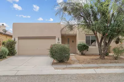 84 N Desert Stream Drive, Tucson, AZ 85745 - Photo 2