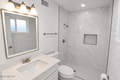 206 W Blacklidge Drive, Tucson, AZ 85705 - Photo 20