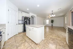 13416 N Piemonte Way, Oro Valley, AZ 85737 - Photo 10