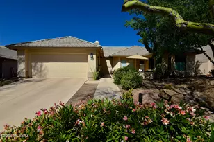 1138 W Masters Circle W, Tucson, AZ 85737 - Photo 1