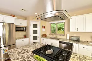 1138 W Masters Circle W, Tucson, AZ 85737 - Photo 16