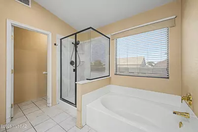 10164 E Falcon Point Drive, Tucson, AZ 85730 - Photo 16