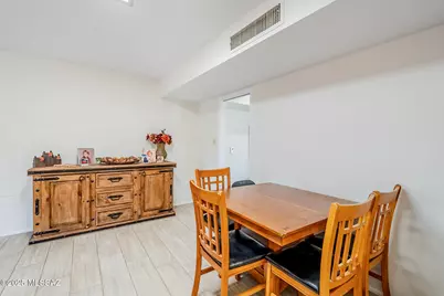 468 W Esperanza Boulevard, Green Valley, AZ 85614 - Photo 4