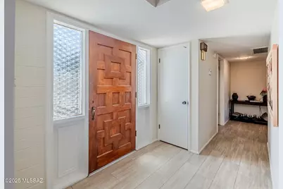 468 W Esperanza Boulevard, Green Valley, AZ 85614 - Photo 2