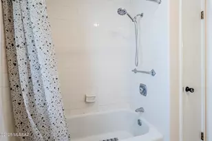468 W Esperanza Blvd, Green Valley, AZ 85614 - Photo 28