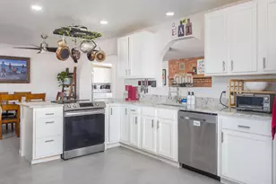 370 E Silverwood Ln, Benson, AZ 85602 - Photo 8
