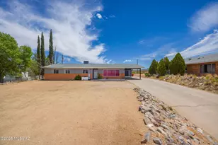 370 E Silverwood Ln, Benson, AZ 85602 - Photo 2