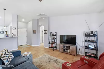 1235 S Star Shadow Drive, Tucson, AZ 85713 - Photo 10