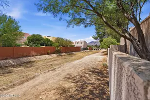 4400 E Haven Ln, Tucson, AZ 85712 - Photo 32