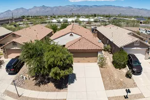 9685 E Belasco Loop, Tucson, AZ 85748 - Photo 2