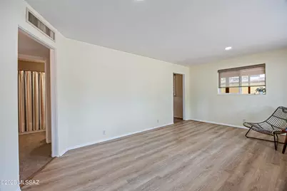 806 E Joan Place, Tucson, AZ 85719 - Photo 4