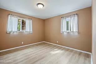 806 E Joan Pl, Tucson, AZ 85719 - Photo 12