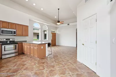 3249 S Treasure Cove Place, Tucson, AZ 85713 - Photo 6