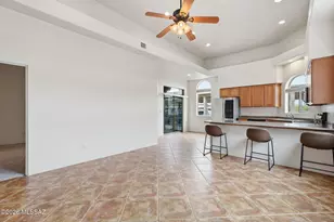 3249 S Treasure Cove Pl, Tucson, AZ 85713 - Photo 8