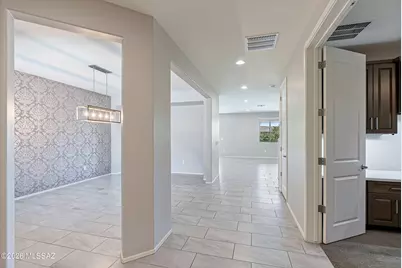2349 W Capricorn Street, Oro Valley, AZ 85742 - Photo 6