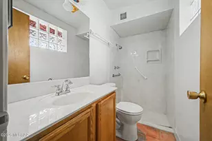 7118 E Eli Pl, Tucson, AZ 85710 - Photo 26