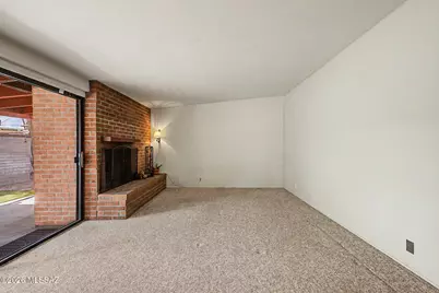 7118 E Eli Place, Tucson, AZ 85710 - Photo 12