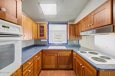 7118 E Eli Place, Tucson, AZ 85710 - Photo 14