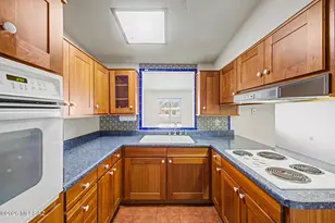7118 E Eli Pl, Tucson, AZ 85710 - Photo 14