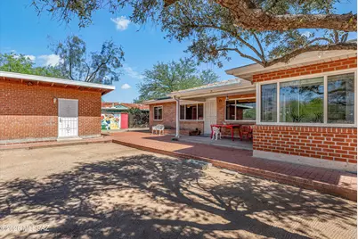 2107 E Lind Road, Tucson, AZ 85719 - Photo 1