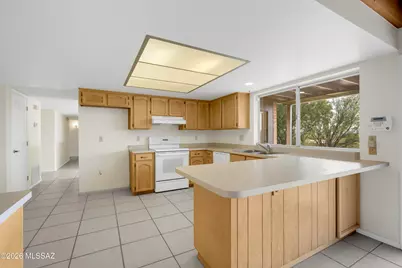 3951 N Four Winds Drive, Tucson, AZ 85750 - Photo 16