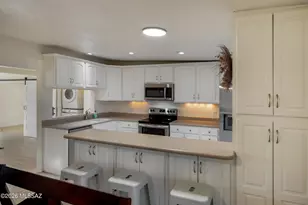 9529 E Harrison Cir, Tucson, AZ 85748 - Photo 8