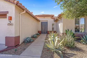 7541 W Wandering Coyote Dr, Tucson, AZ 85743 - Photo 1