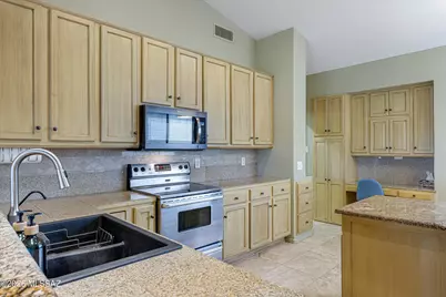 1265 N Birds Nest Road, Green Valley, AZ 85614 - Photo 12