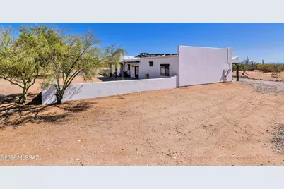 35023 S Coyotes Lane, Marana, AZ 85658 - Photo 18