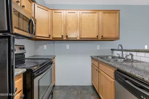 961 N Euclid Ave, Tucson, AZ 85719 - Photo 4