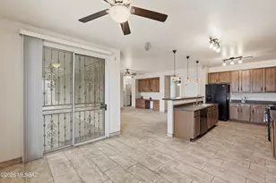 6783 S Thimbleberry Rd, Tucson, AZ 85756 - Photo 12