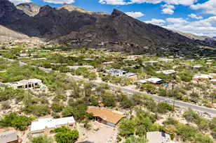 3897 E Diablo Canyon Pl, Tucson, AZ 85718 - Photo 2