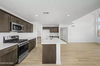 8245 N Greys Place, Oro Valley, AZ 85737 - Photo 12